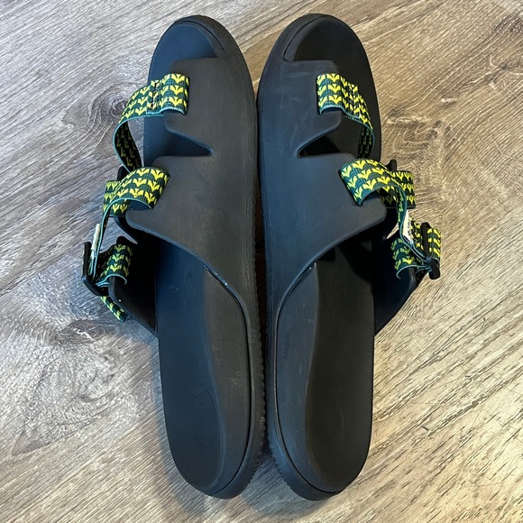 Chaco Chillos Slide Sandals Mens 14 Public Lands Green Yellow Geometric Pattern main image 6